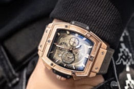 Đồng hồ Hublot Automatic và các dòng Hublot chính hãng khác