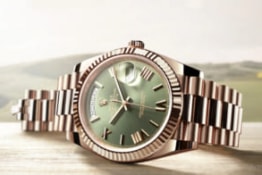 Review đồng hồ Rolex mặt xanh lá cây Oyster Perpetual Day-date 40