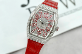 Review chi tiết đồng hồ Franck Muller màu đỏ Vanguard V32 FULL DIAMOND