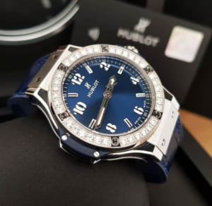 Những mẫu đồng hồ Hublot xanh đáng chú ý nhất