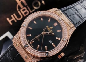 Thay dây da – phụ kiện đồng hồ Hublot chính hãng