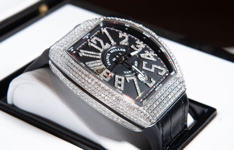 Review chi tiết đồng hồ Franck Muller V41 Full Diamond 